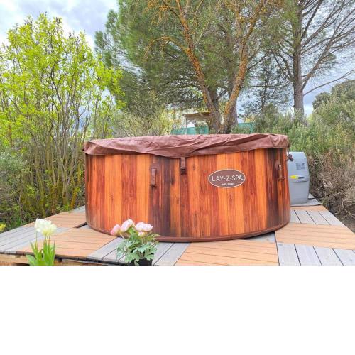 Casa rural en naturaleza C/ Piscina, Jacuzzi & BBQ