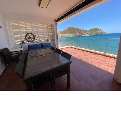 Casa Rural en primera línea de playa, San José.