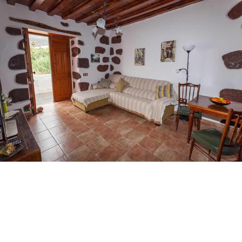 Casa Rural La Casa Baja