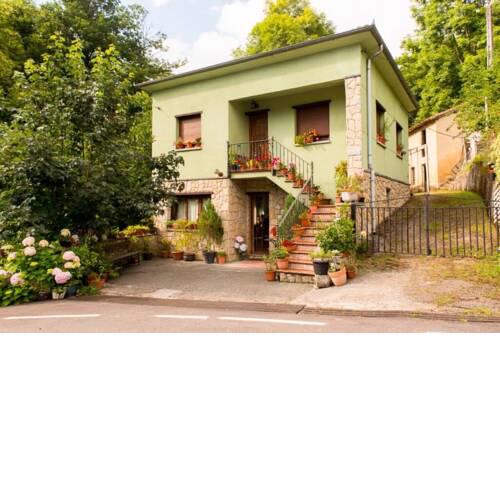 Casa Rural Les Cabañes
