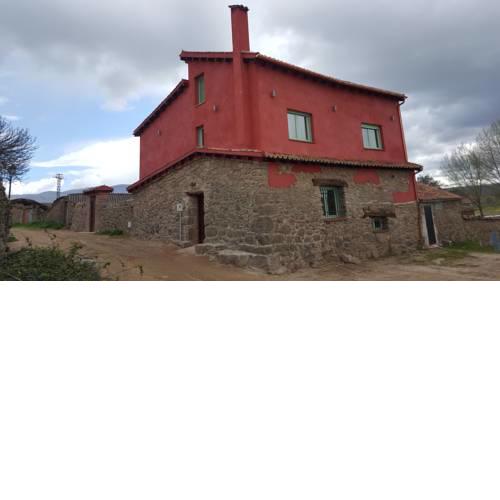 Casa Rural Rojo Del Tietar