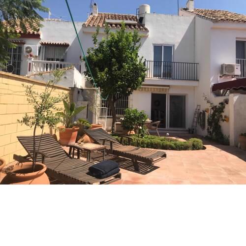 Casa Sarita`s lovely house close to the beach