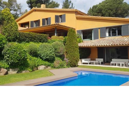 Casa Soleada, a 30 km de Barcelona y a 15 min a pie de la playa
