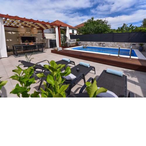 CASA TEUTA with pool, Zadar city