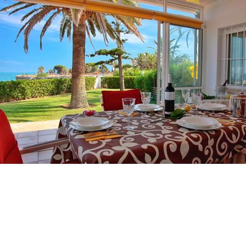 Casa Vesalia a primera línea de mar