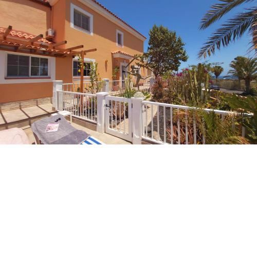 Casa Vistalegre, vista al mar en el Campo de Golf