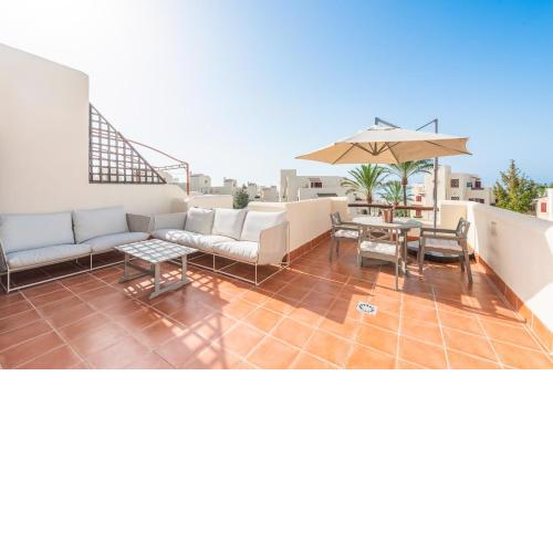 Casares Townhouse