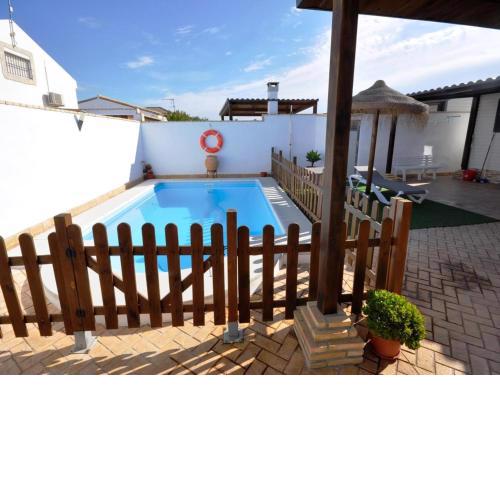 Casas con piscina privada solo para familias y pareja