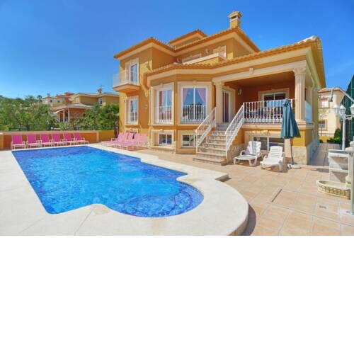 Casas de Torrat Villa Sleeps 20 with Pool Air Con and WiFi