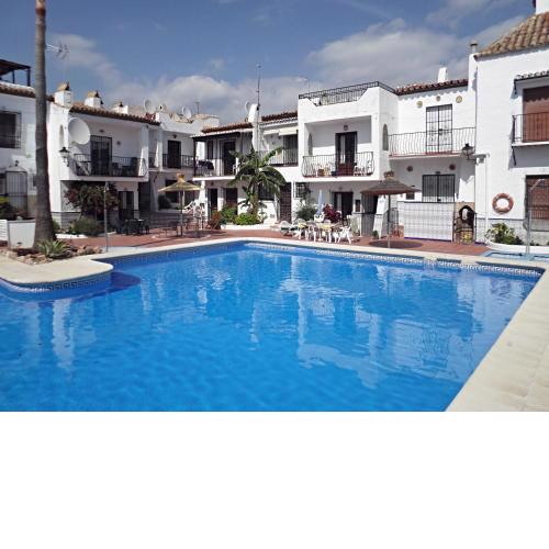 CASAS Urbanización Nueva Nerja