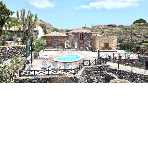 Caserio rural antiguo con espectacular piscina y Wifi en San Miguel de Abona, Tenerife Sur