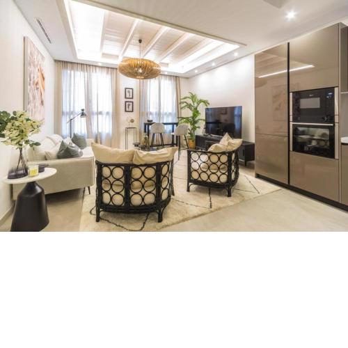 CASONA 6 LUNAS APART AB