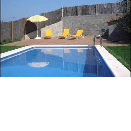 Casserres Villa Sleeps 12 with Pool