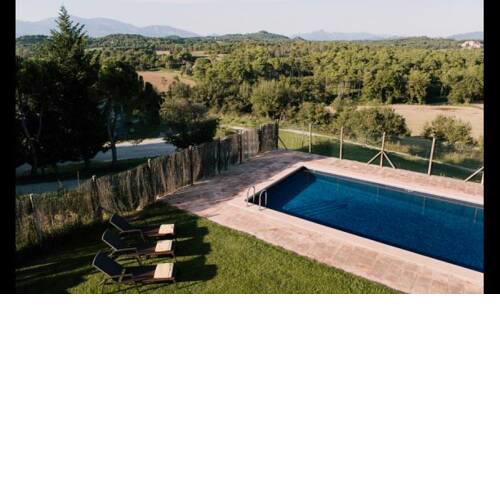 Casserres Villa Sleeps 14 with Pool