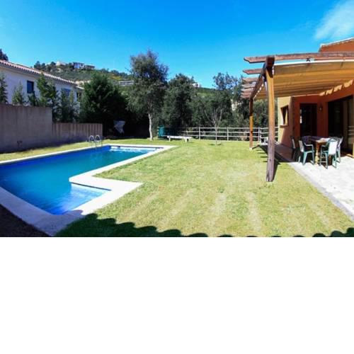 Castell-Platja d'Aro Villa Sleeps 6 Pool Air Con