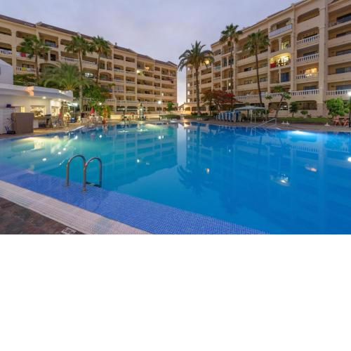 Castle Harbour 14 - Two Bed privately owned accommodation in Los Cristianos