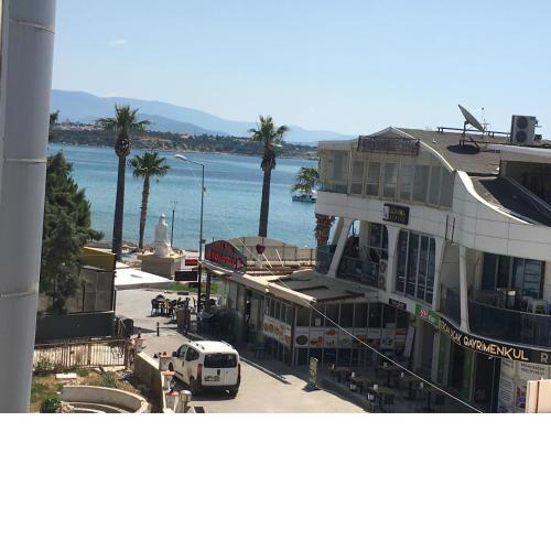 Cavide Hanım Apartmanı