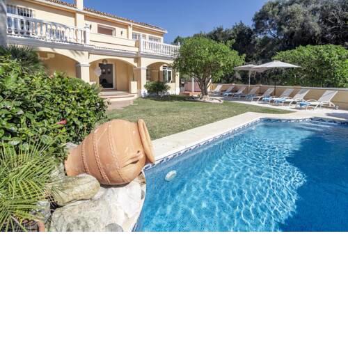 CBP - Spacious villa in Puerto Banus