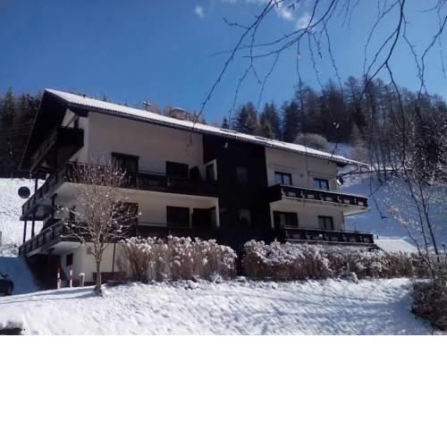 Cecilia Apartman