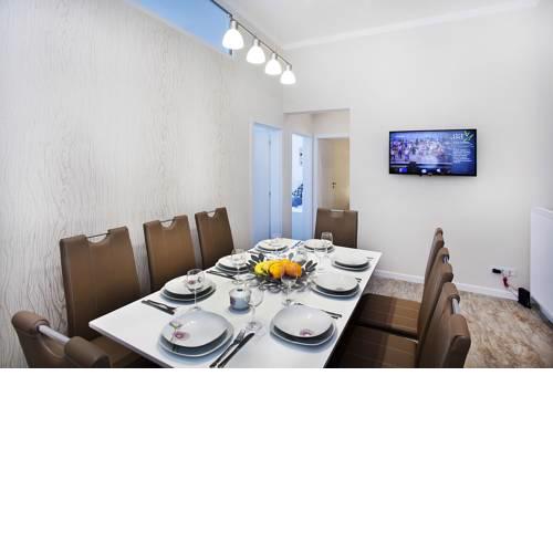 Celebration Flat by Ruterra