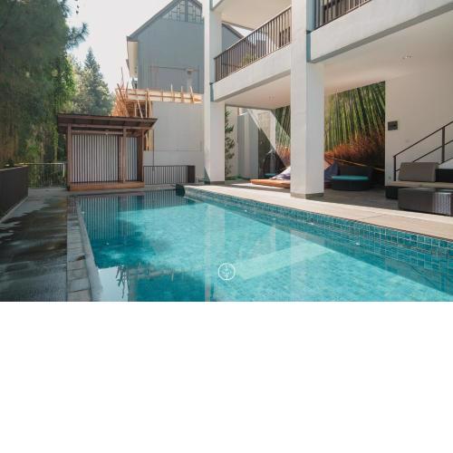 Cempaka 3 Villa 6 bedroom with a private pool