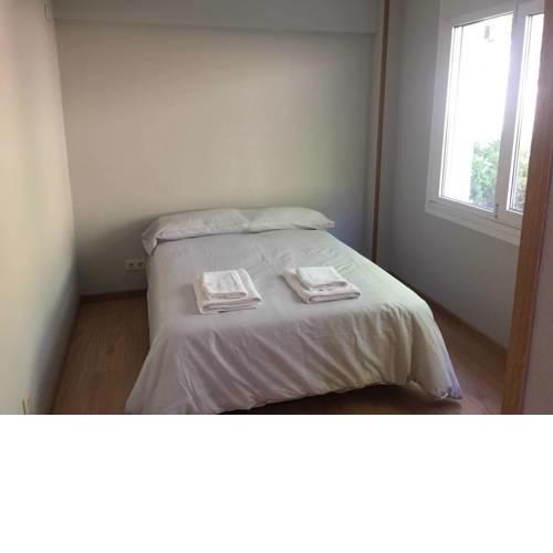 Centered apartment for travel, business and family