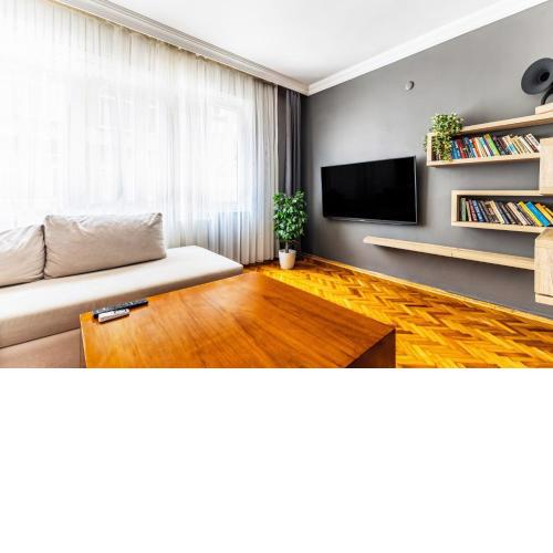 Central and Convenient Flat in Kadıköy