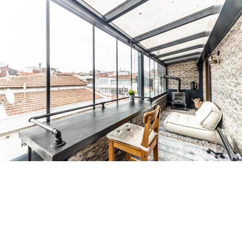 Central and Cozy Flat with Terrace in Sisli
