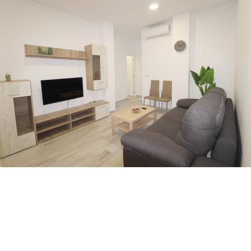 Central bus and train station apartment 1
