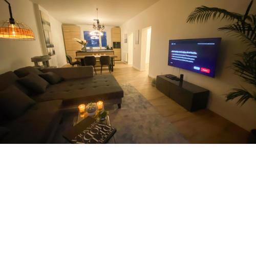 Central Designer 3 Room Apt with Terrace & Parking