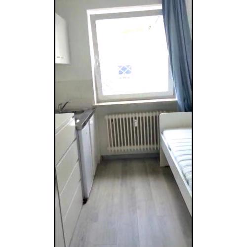 Central Flat, Next to University, WIFI , Free Parking