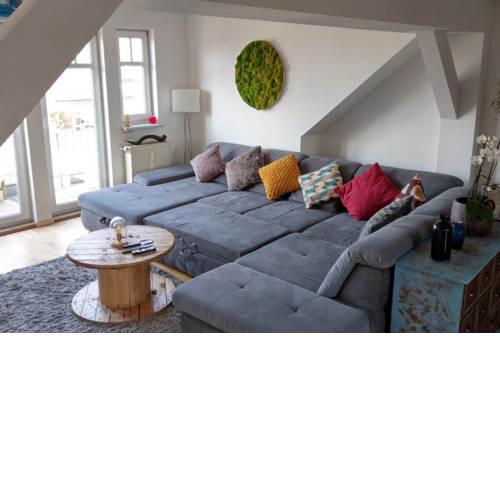 Central flat w. Skylineview 10 min to fair/Messe