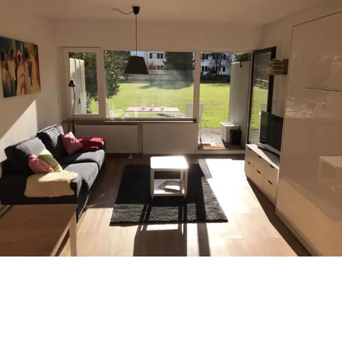 Central Garden-Mountain Apartment