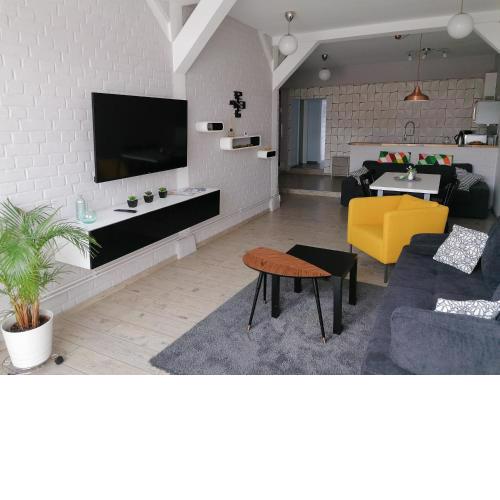 Central Loft Apartment