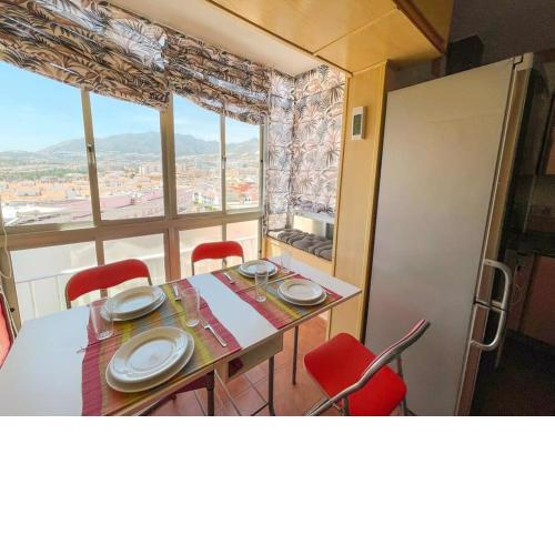 Central studio with pool and near the beach!