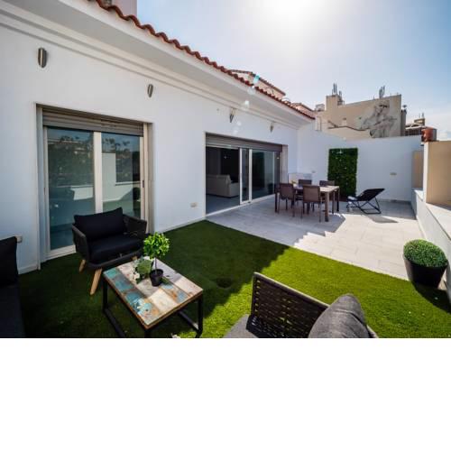 CENTRAL SUNNY PENTHOUSE - PREMIUM APARTMENT