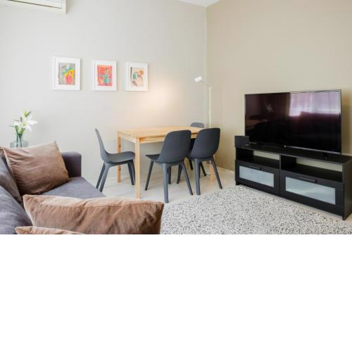 Centrally Located Chic Flat near Macka Park