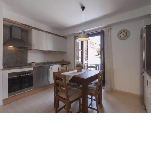 Centric apartment with parking