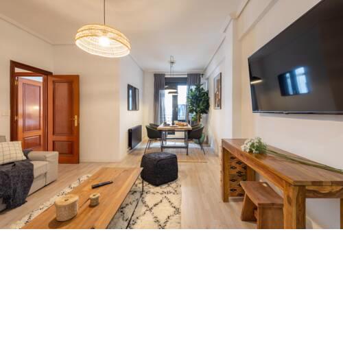 Céntrico apartamento junto a casco viejo by SAH
