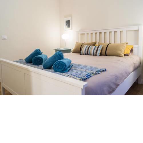 Céntrico apartamento Plaza San Miguel. WIFI-POSIBILIDAD PARKING-A/C