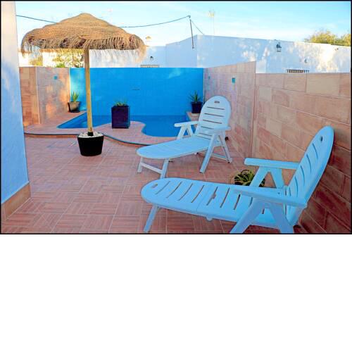 Chalet 2 dormitorios con piscina privada