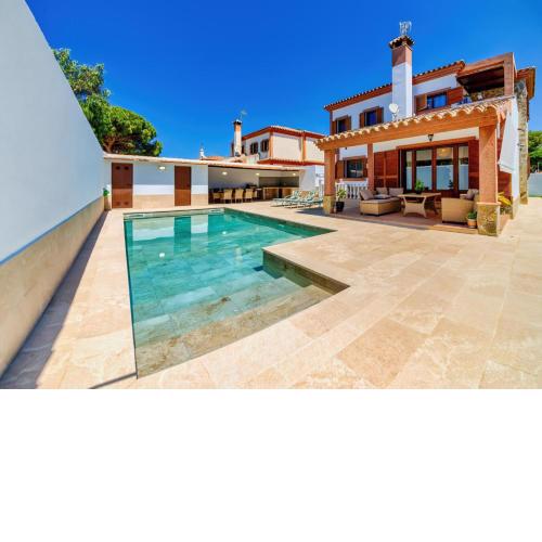 Chalet Barrosa, Santi Petri