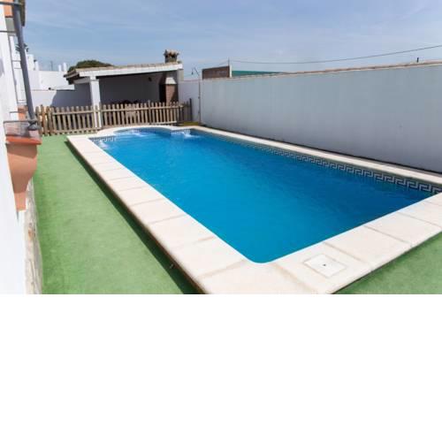 CHALET CARMELA CON PISCINA Y BARBACOA