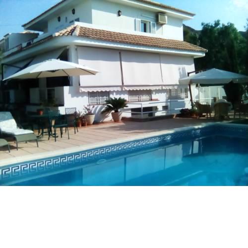 Chalet con dos apartamentos