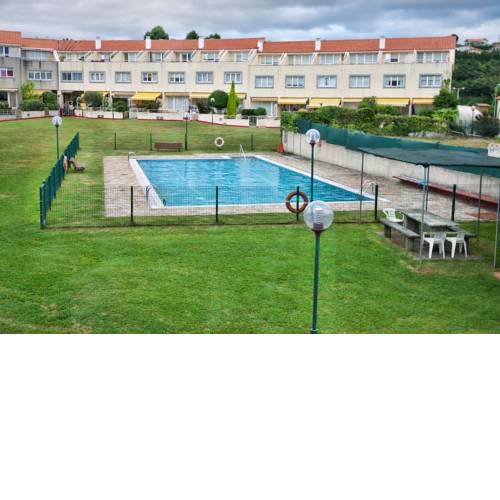 CHALET CON PISCINA EN MIÑO-Perbes