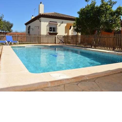 Chalet con piscina privada 1