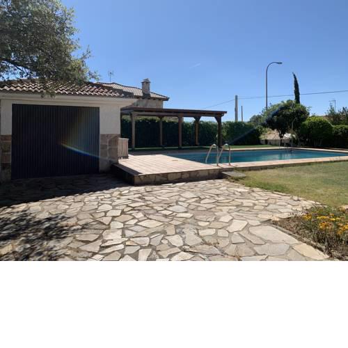 Chalet con piscina privada cerca de Madrid