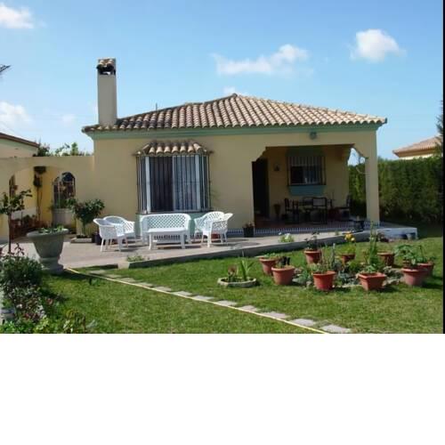 Chalet con piscina privada con agua salada