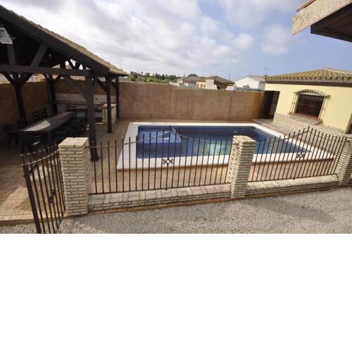 Chalet con piscina privada y barbacoa