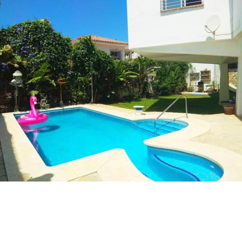Chalet Independiente con Piscina Privada
